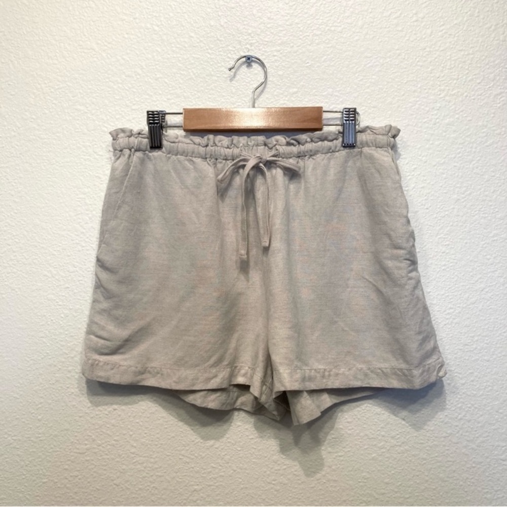 OYSHO Tan Boho Linen Shorts